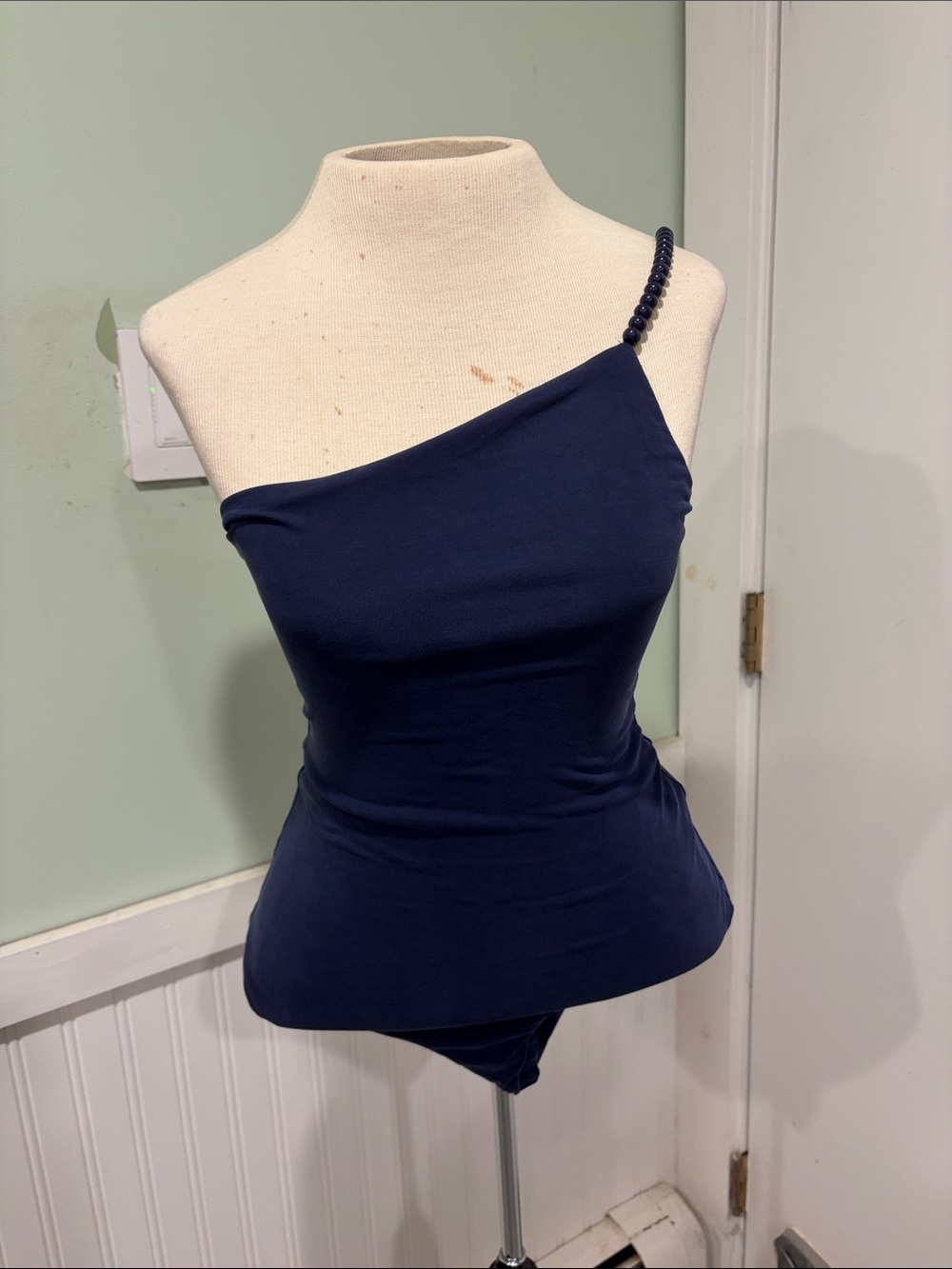House of Harlow 1960 One-Shoulder Navy Beaded Strap Women's bodysuit  XS